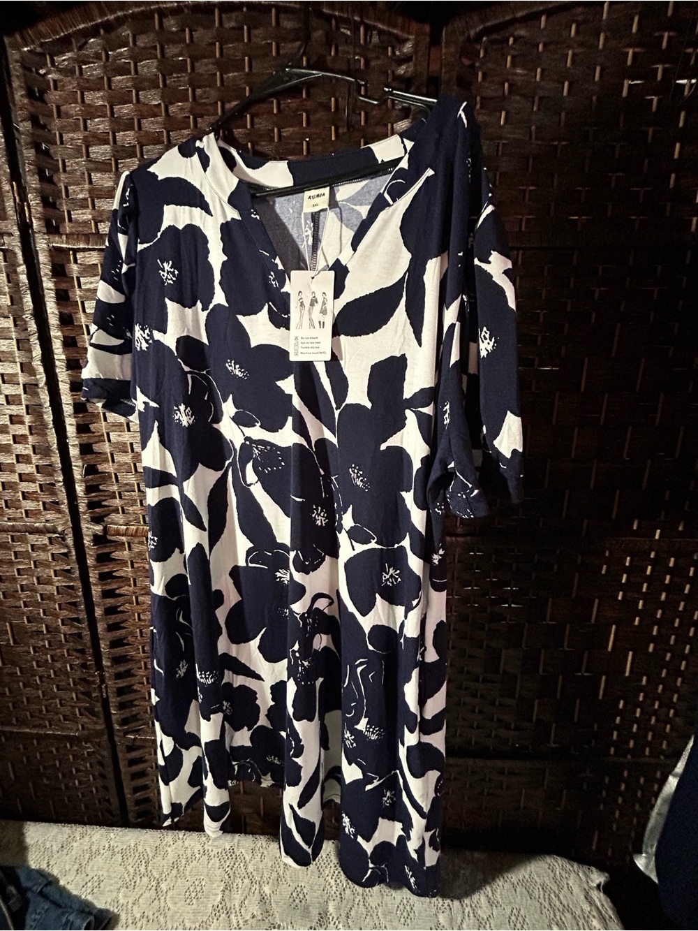 MIA Navy and White Floral Midi Dress